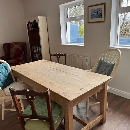 Shabby Chic In Kinvara Tatil Evi *