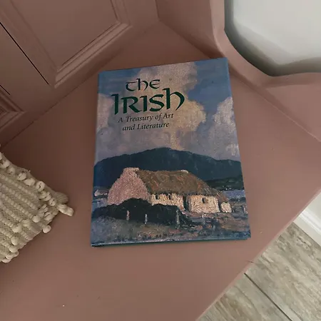 بيت للعطل Shabby Chic In Kinvara