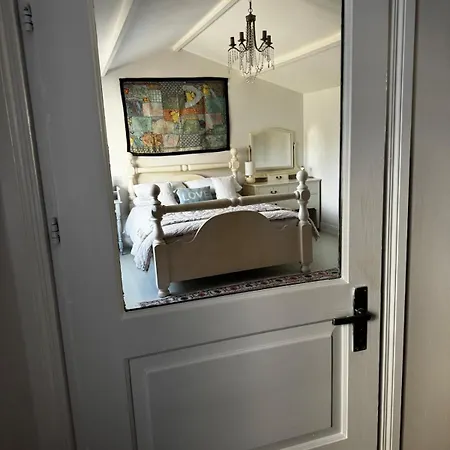 Shabby Chic In Kinvara Tatil Evi *