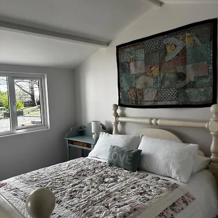 Shabby Chic In Kinvara * Feevaghmore